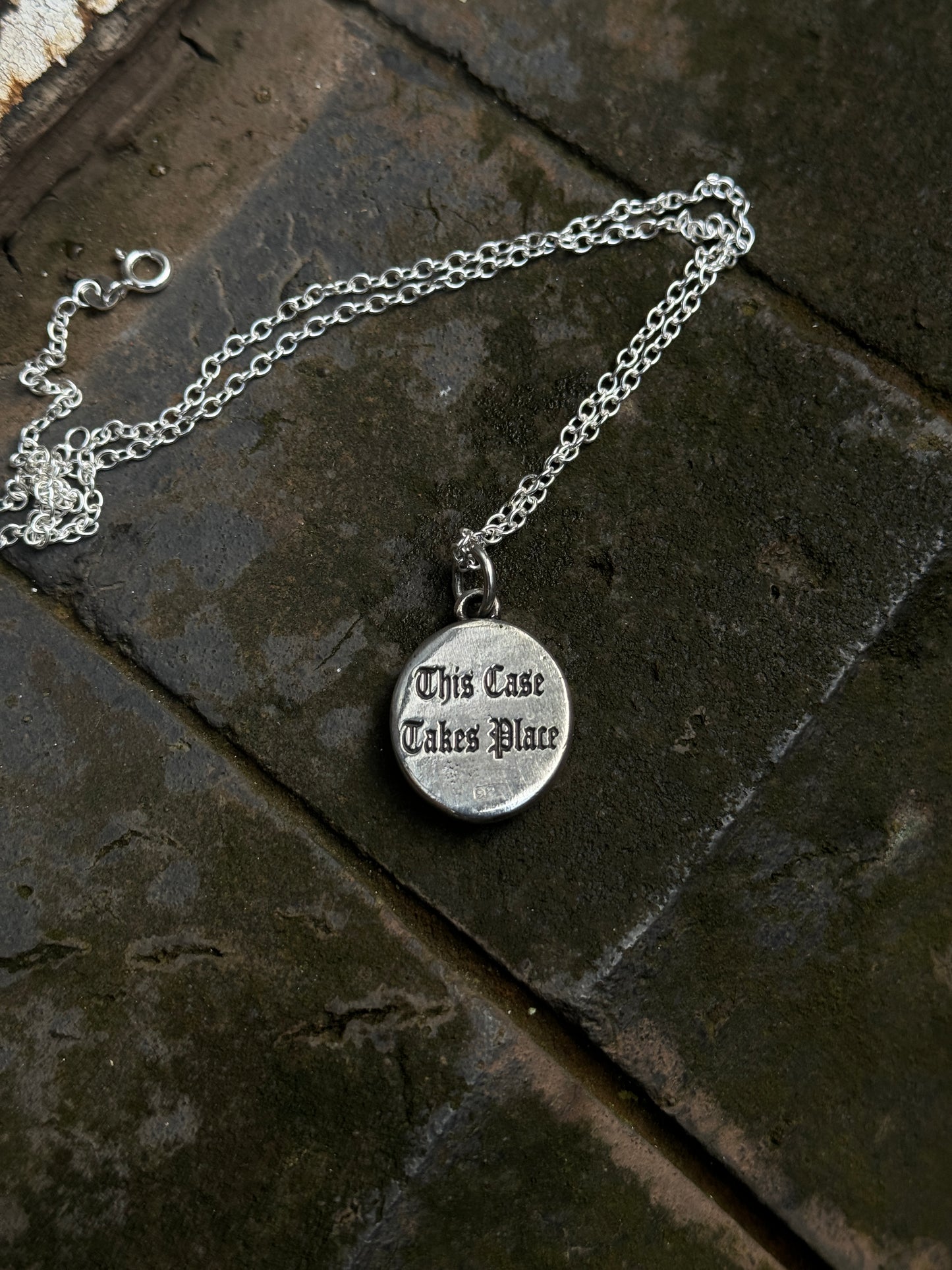 Disturban Pendant