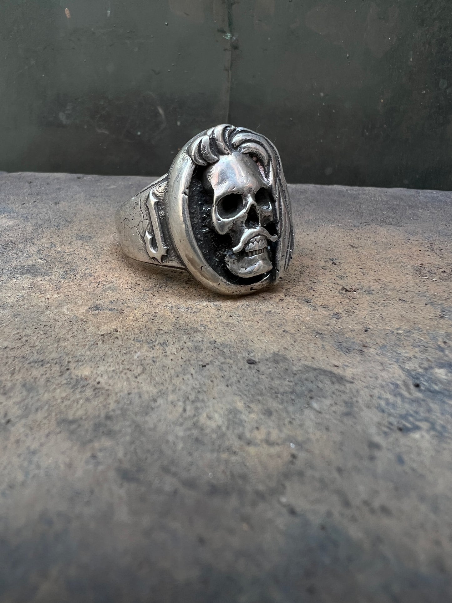 Whang Skull Ring